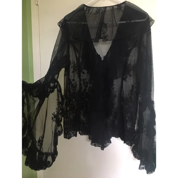 Elegant Black Lace Blouse XL - Picture 1 of 8